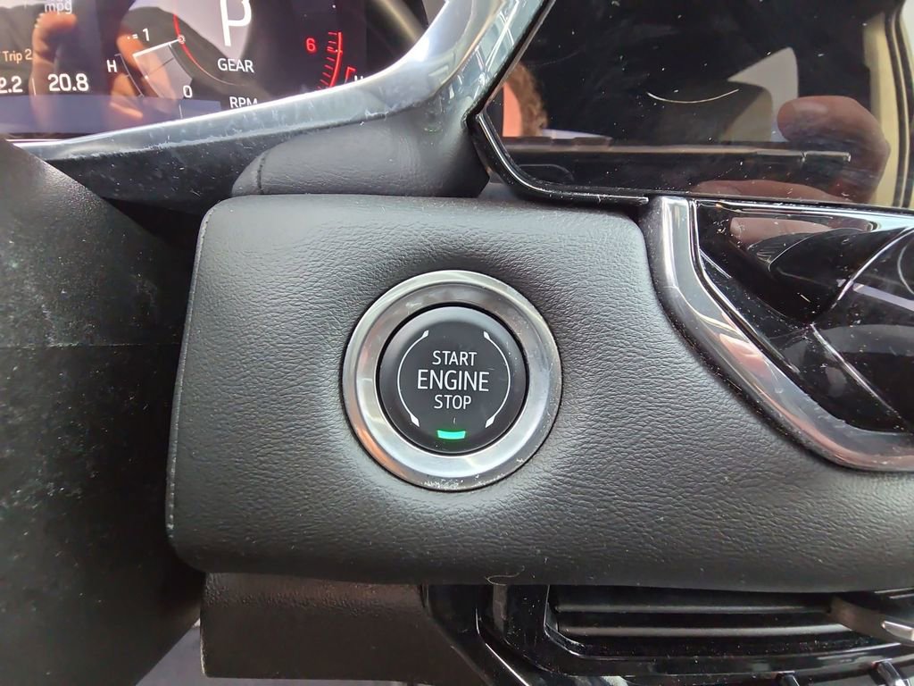 Used 2024 GMC Canyon Elevation w/ Convenience Package image 26