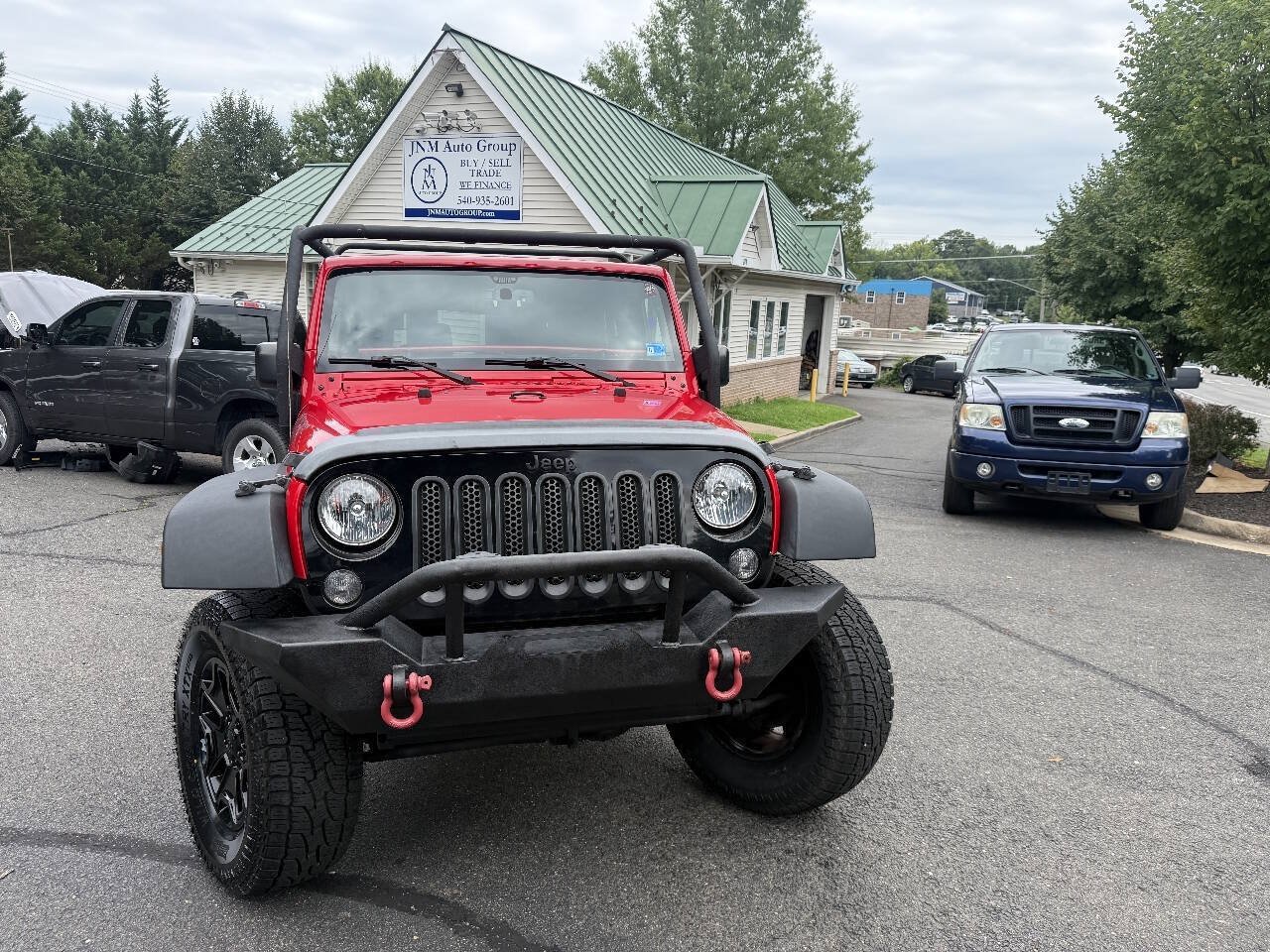 Used 2016 Jeep Wrangler Sport AWD/4WD image 2
