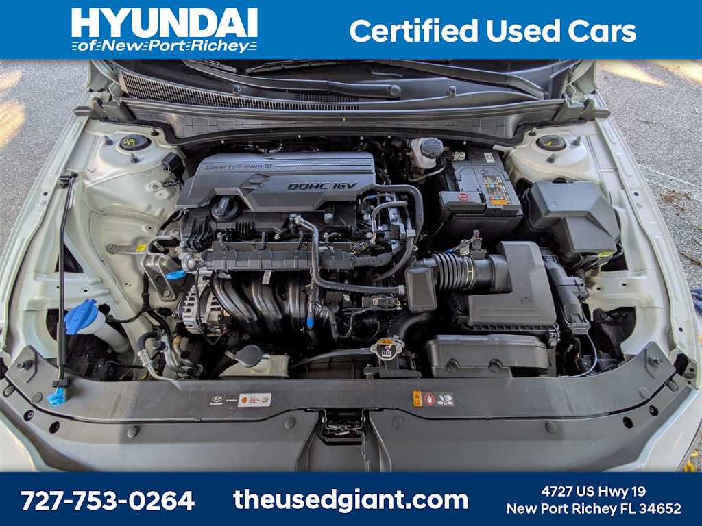 Certified 2025 Hyundai Elantra SEL image 12