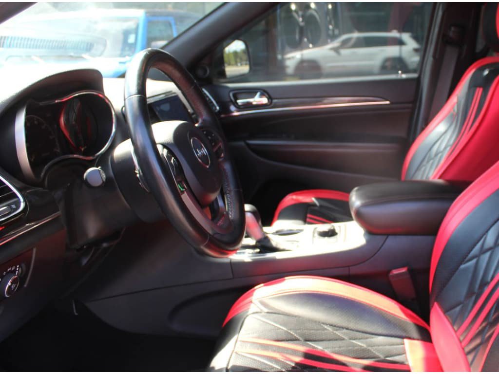 Used 2019 Jeep Grand Cherokee Trailhawk AWD/4WD image 19