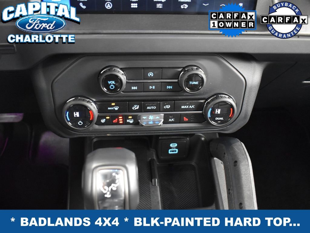 Used 2025 Ford Bronco Badlands image 16