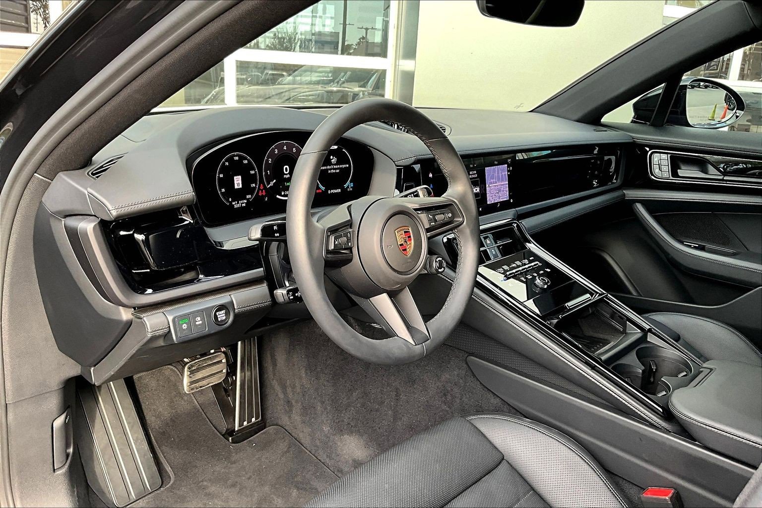 Used 2025 Porsche Panamera 4 image 14