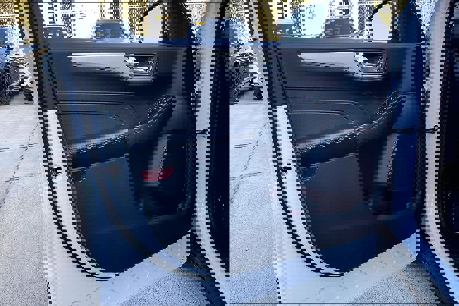 Used 2021 Ford Escape SE image 20