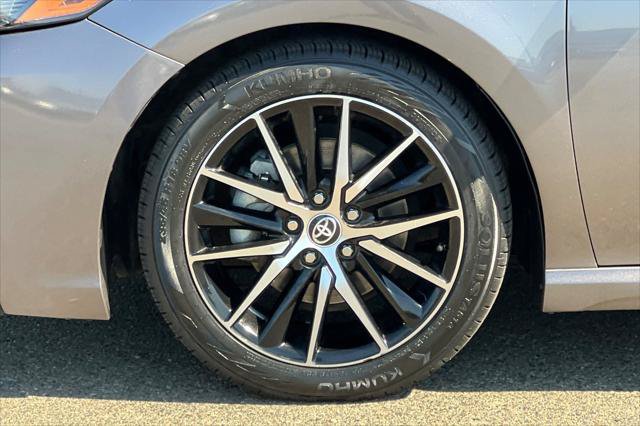 Certified 2022 Toyota Camry SE FWD image 28