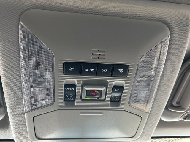 Used 2025 Toyota RAV4 XLE w/ Convenience Package image 14