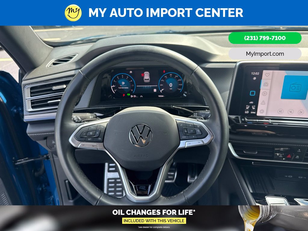 Used 2025 Volkswagen Atlas Cross Sport SEL R-Line AWD/4WD image 16