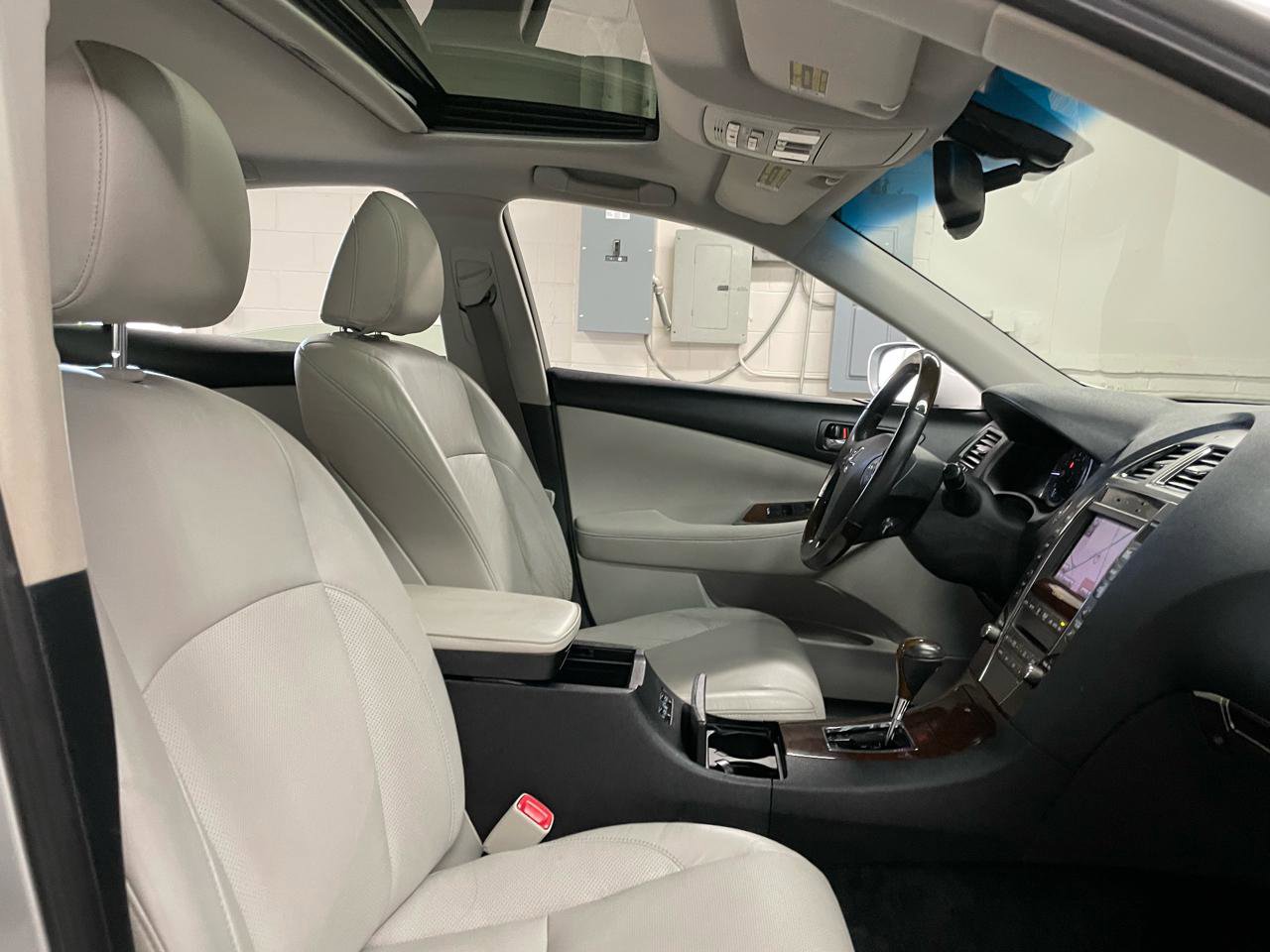 Used 2011 Lexus ES 350 image 20