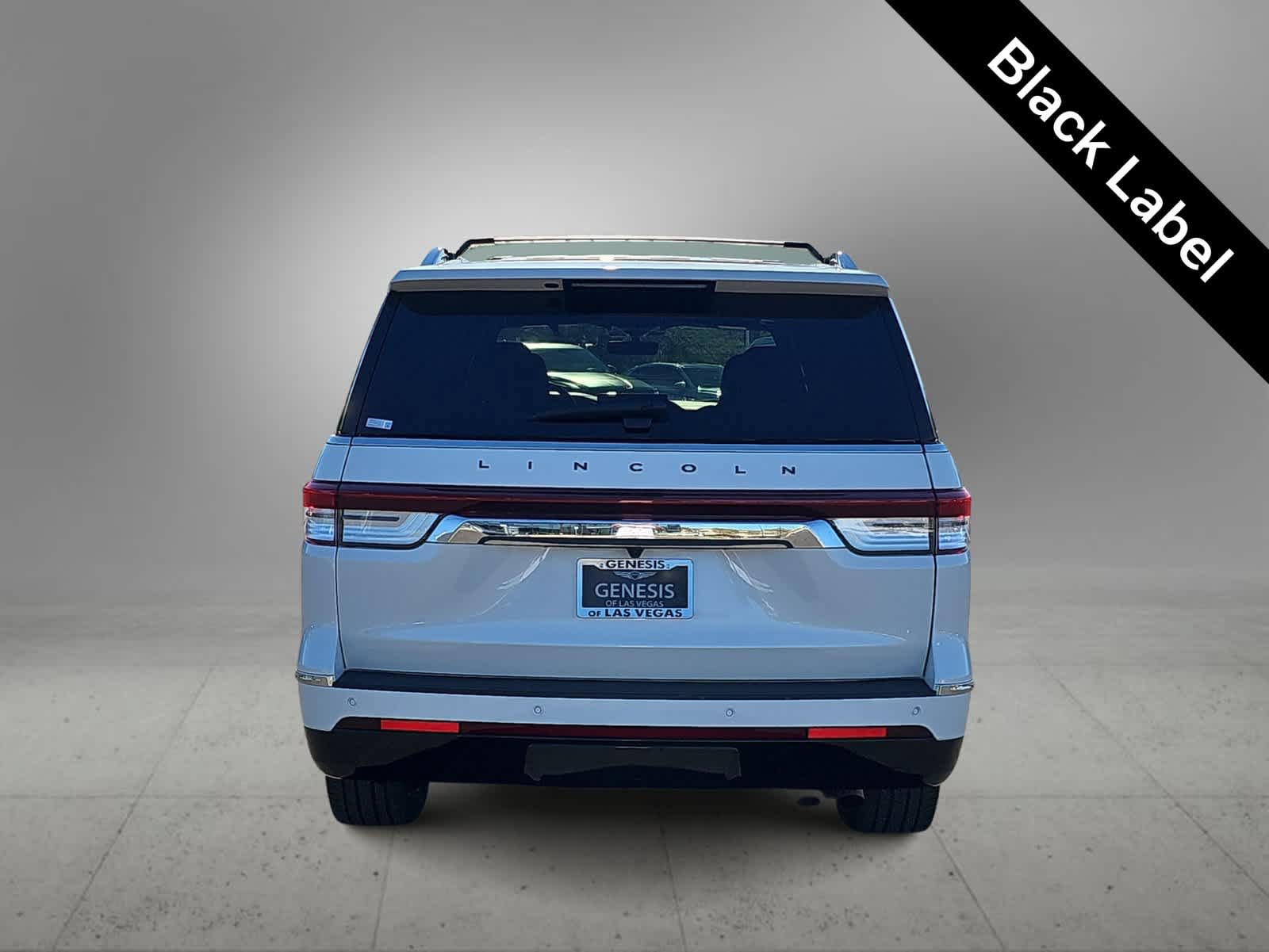 Used 2024 Lincoln Navigator Black Label AWD/4WD image 7