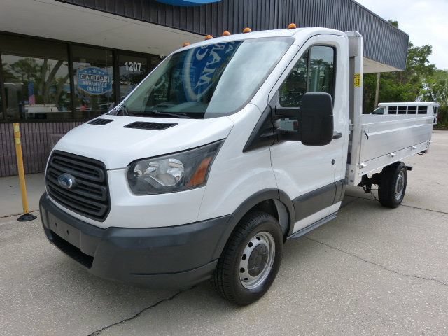 Used 2018 Ford Transit 250 138 RWD image 2