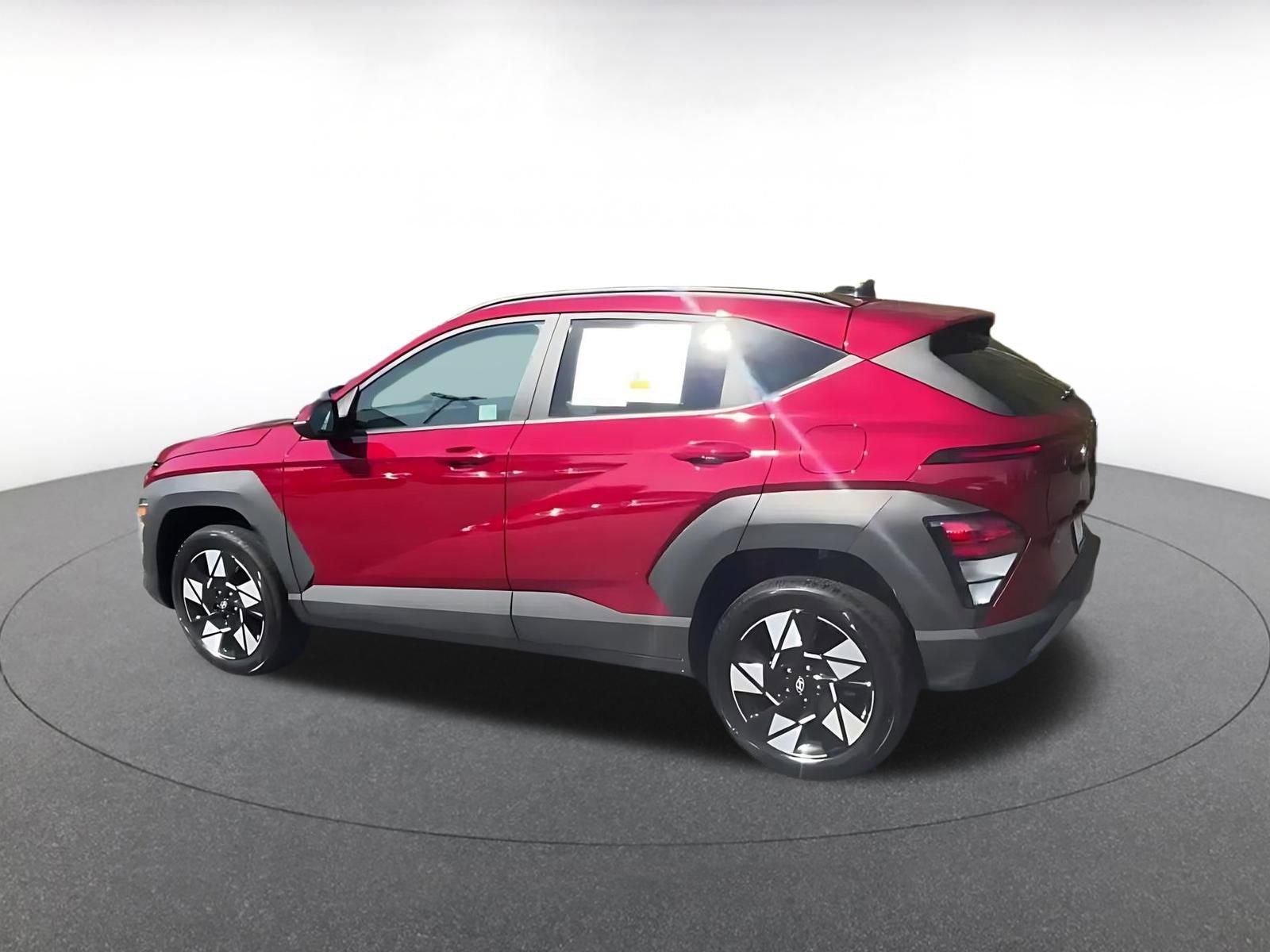Used 2025 Hyundai Kona SEL image 7