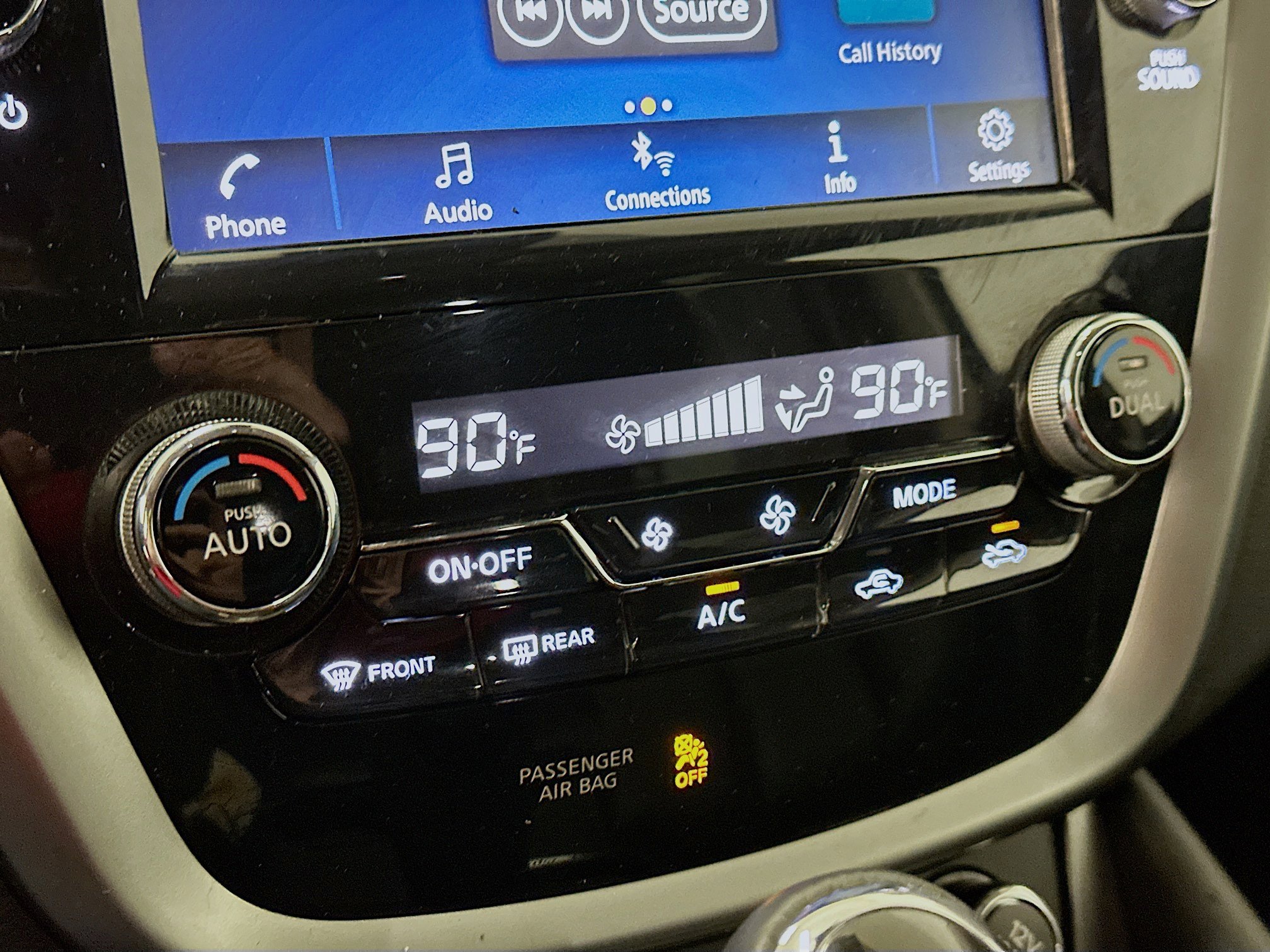 Used 2024 Nissan Murano SV image 23