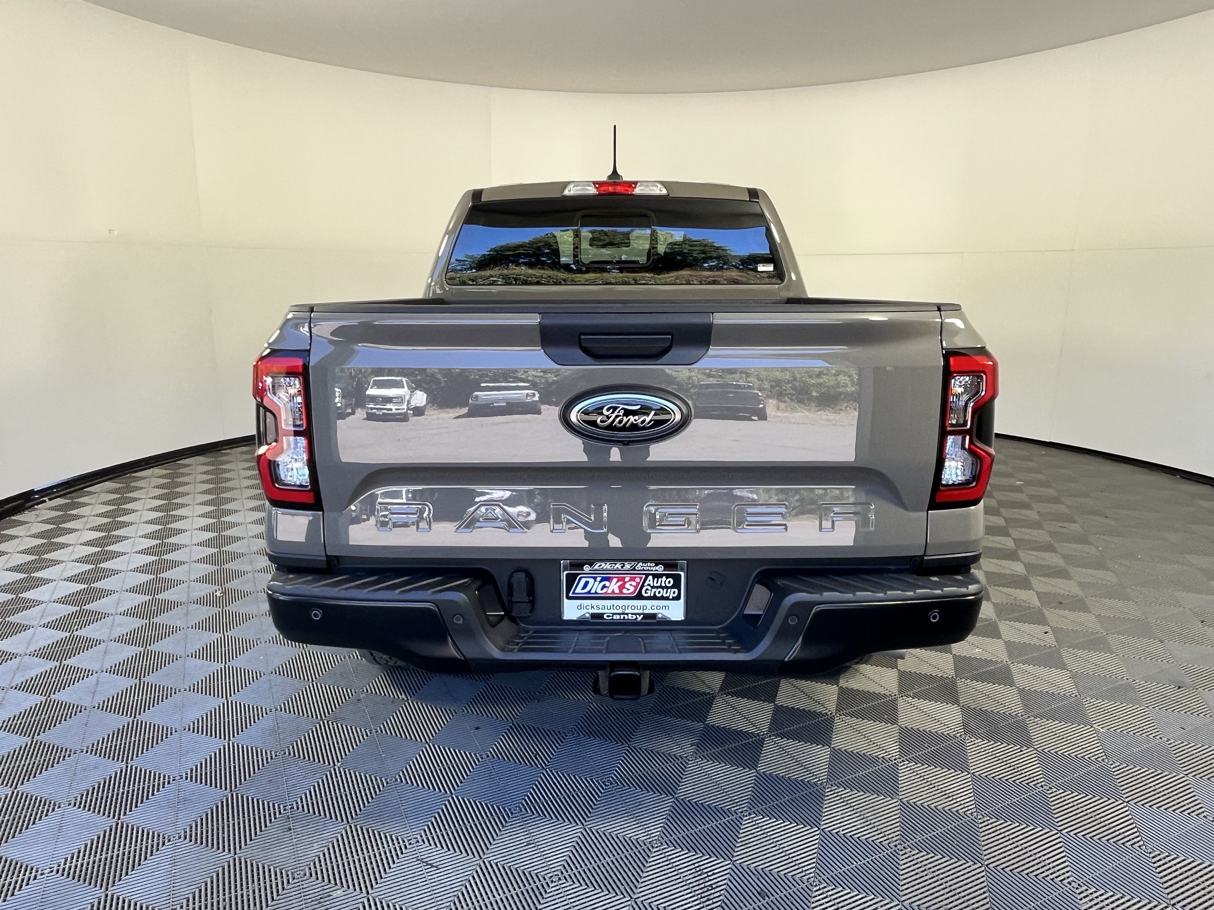 New 2026 Ford Ranger XLT w/ Equipment Group 301A High AWD/4WD image 4
