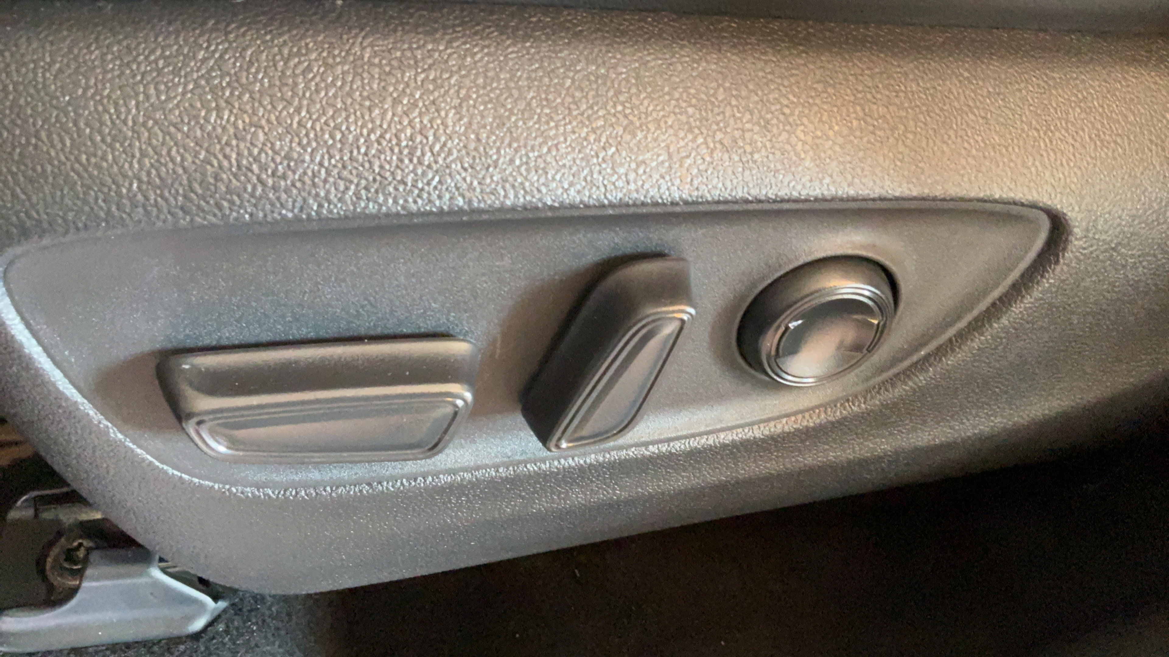 Used 2022 Toyota Highlander Platinum FWD image 21