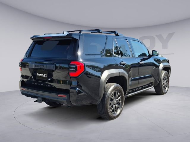 Used 2025 Toyota 4Runner SR5 AWD/4WD image 5