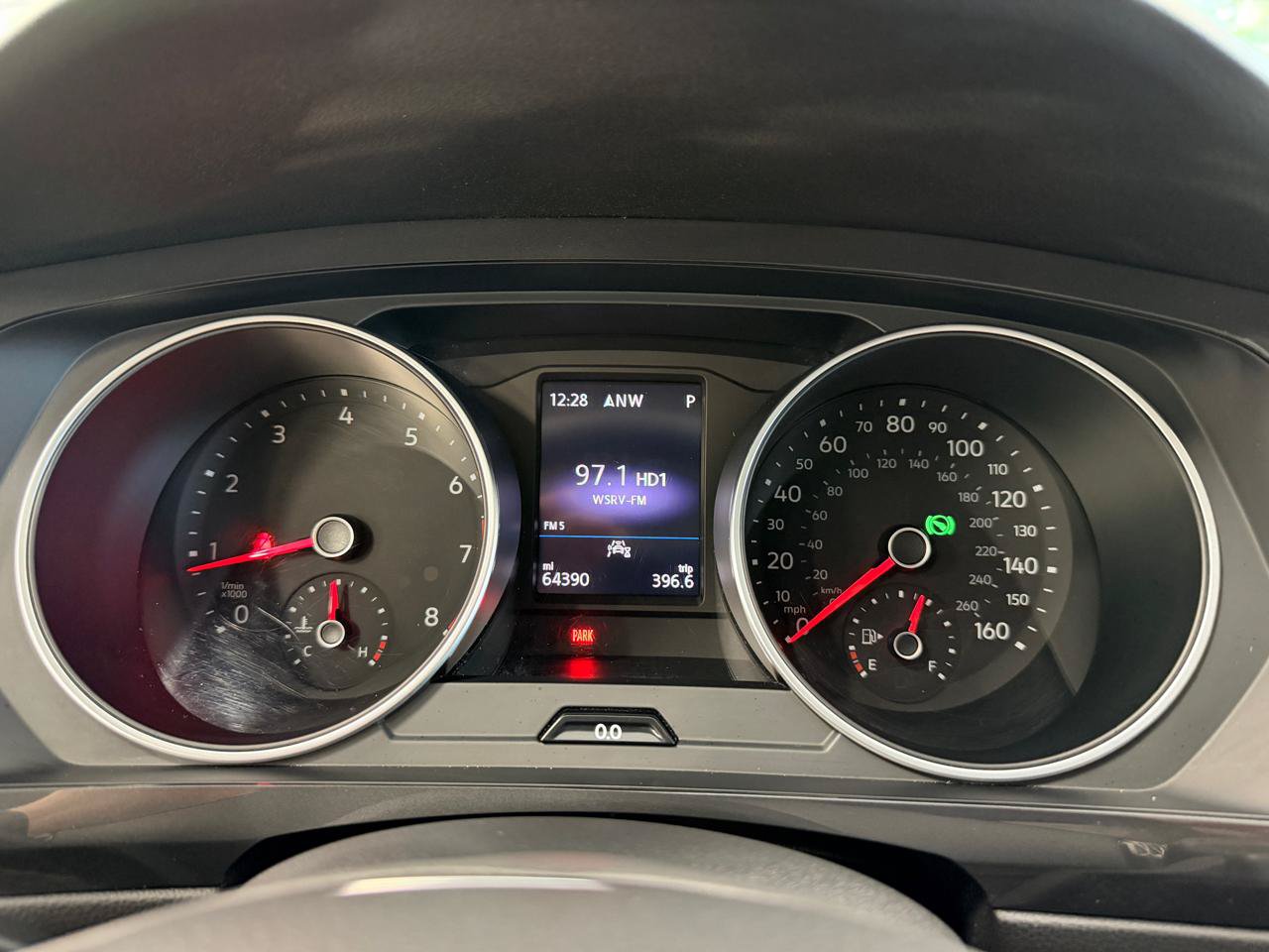 Used 2021 Volkswagen Tiguan S FWD image 33