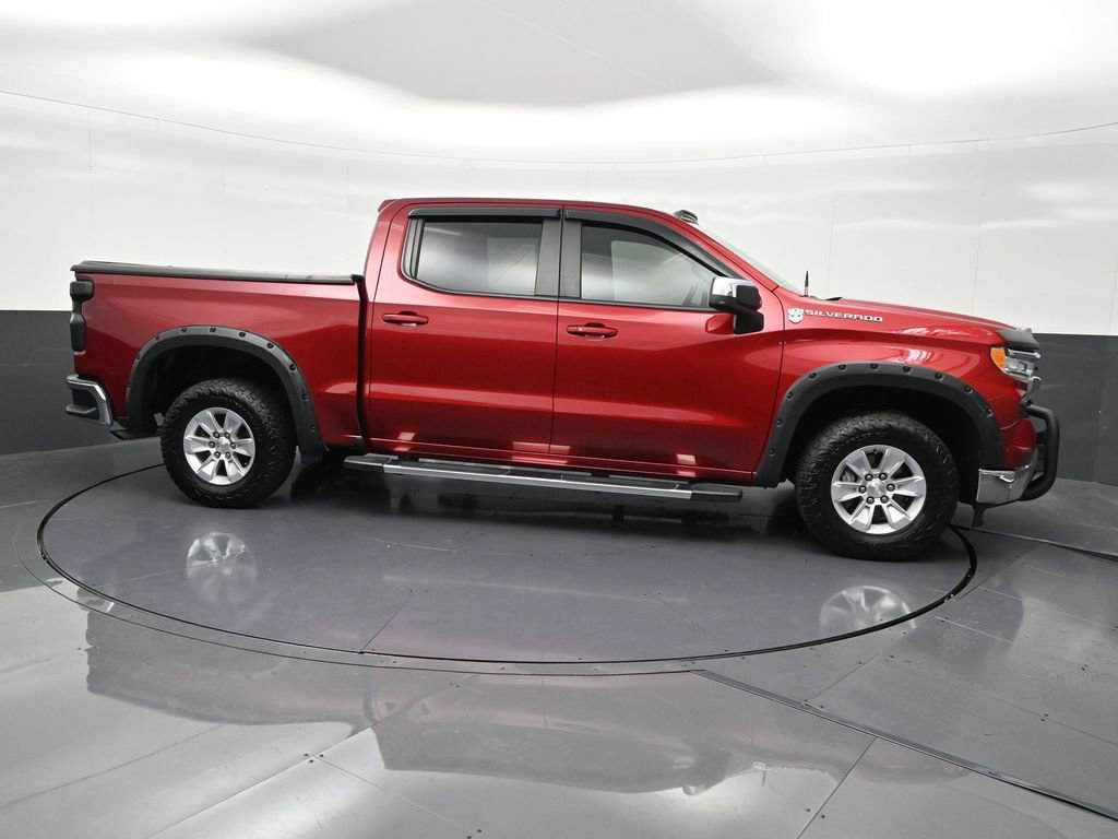 Used 2024 Chevrolet Silverado 1500 LT RWD image 7