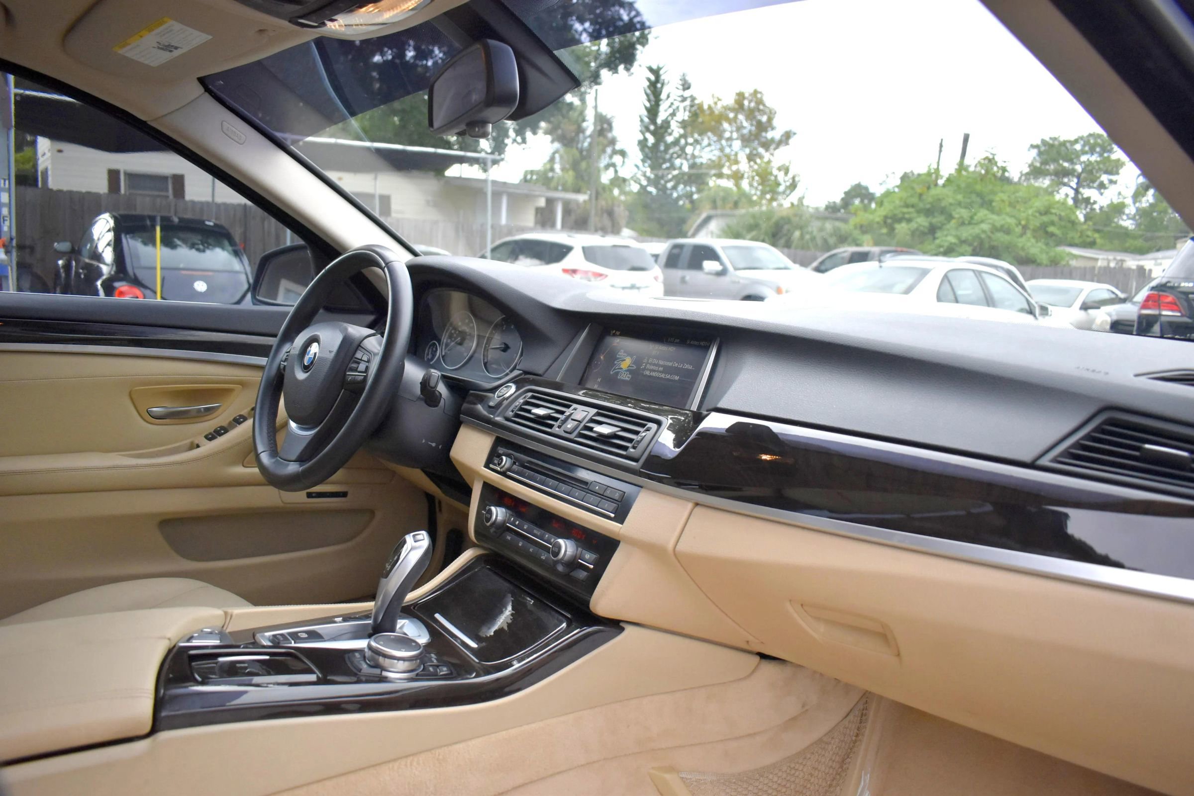 Used 2015 BMW 528i Sedan image 14