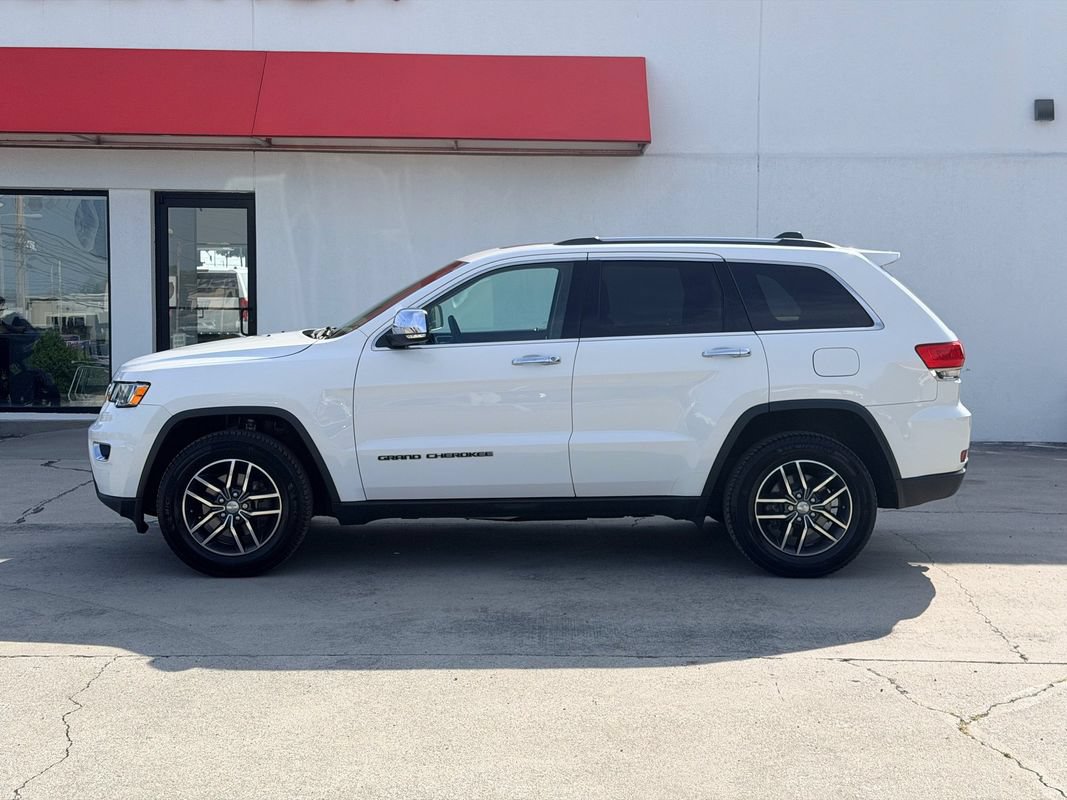 Used 2018 Jeep Grand Cherokee Limited w/ Trailer Tow Group IV AWD/4WD image 3