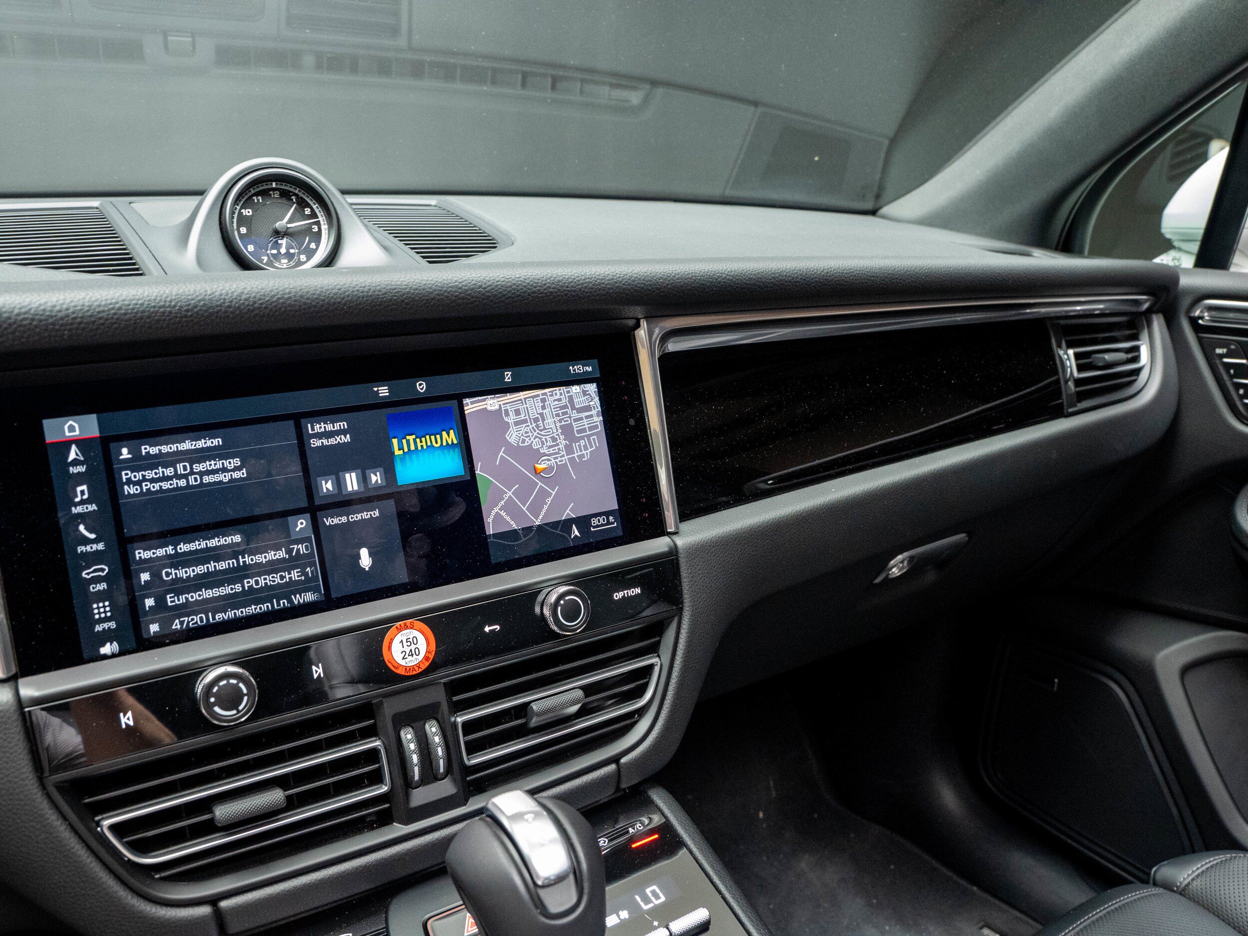Certified 2026 Porsche Macan AWD/4WD image 20
