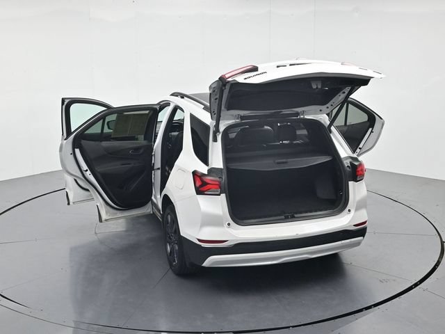 Used 2022 Chevrolet Equinox RS w/ RS Leather Package AWD/4WD image 49