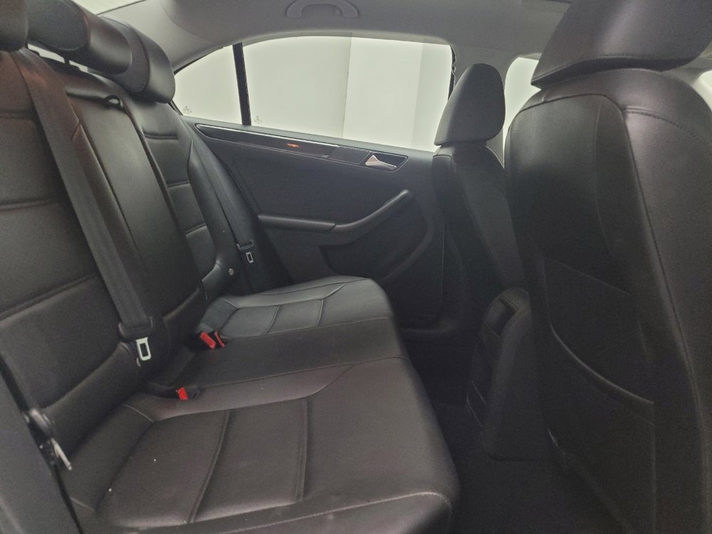 Used 2016 Volkswagen Jetta SEL w/ Lighting Package image 19
