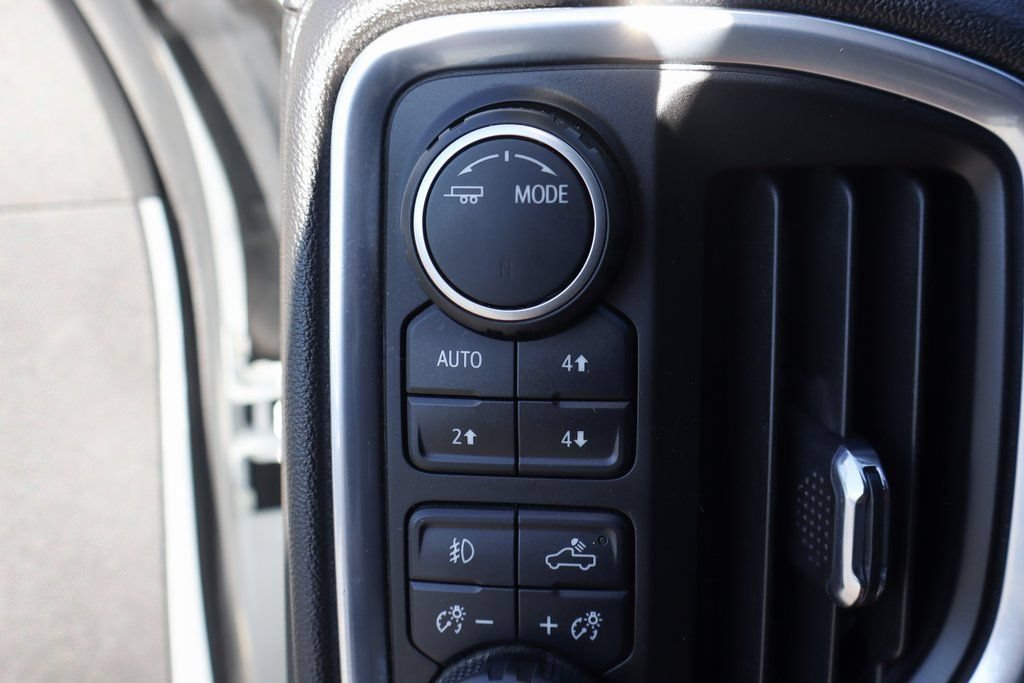 Used 2022 Chevrolet Silverado 1500 RST AWD/4WD image 23