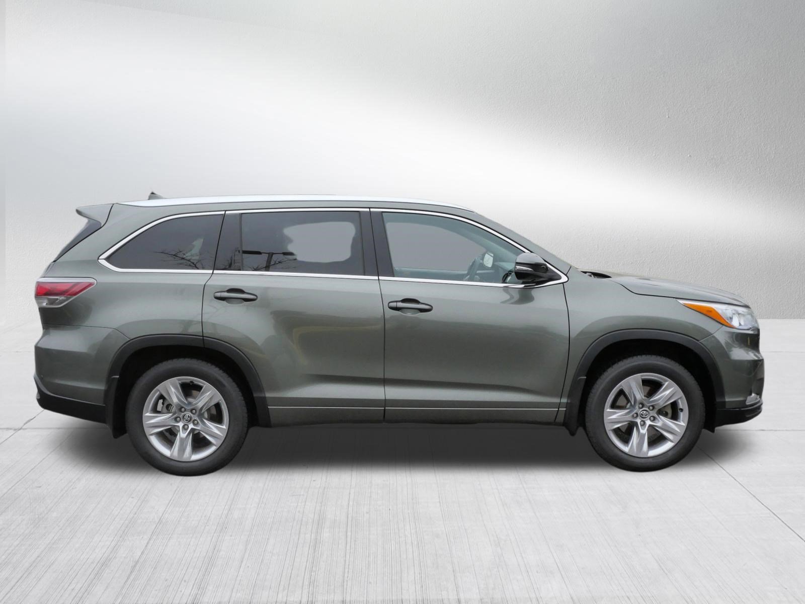 Used 2016 Toyota Highlander Limited Platinum AWD/4WD image 8