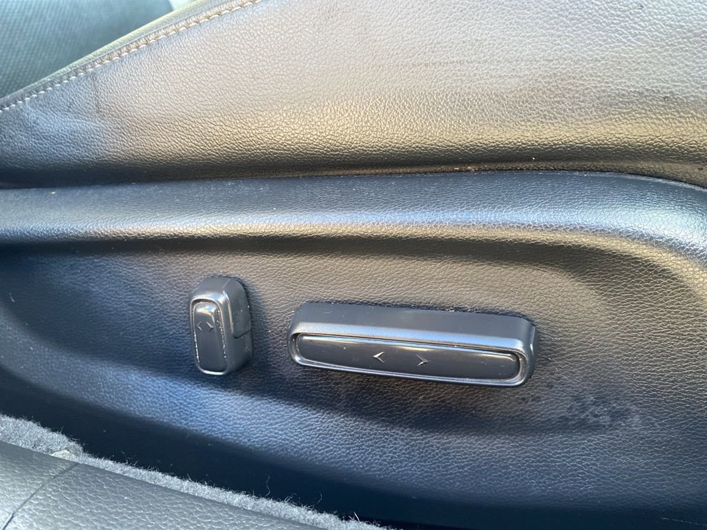 Used 2022 Honda Accord EX-L image 10