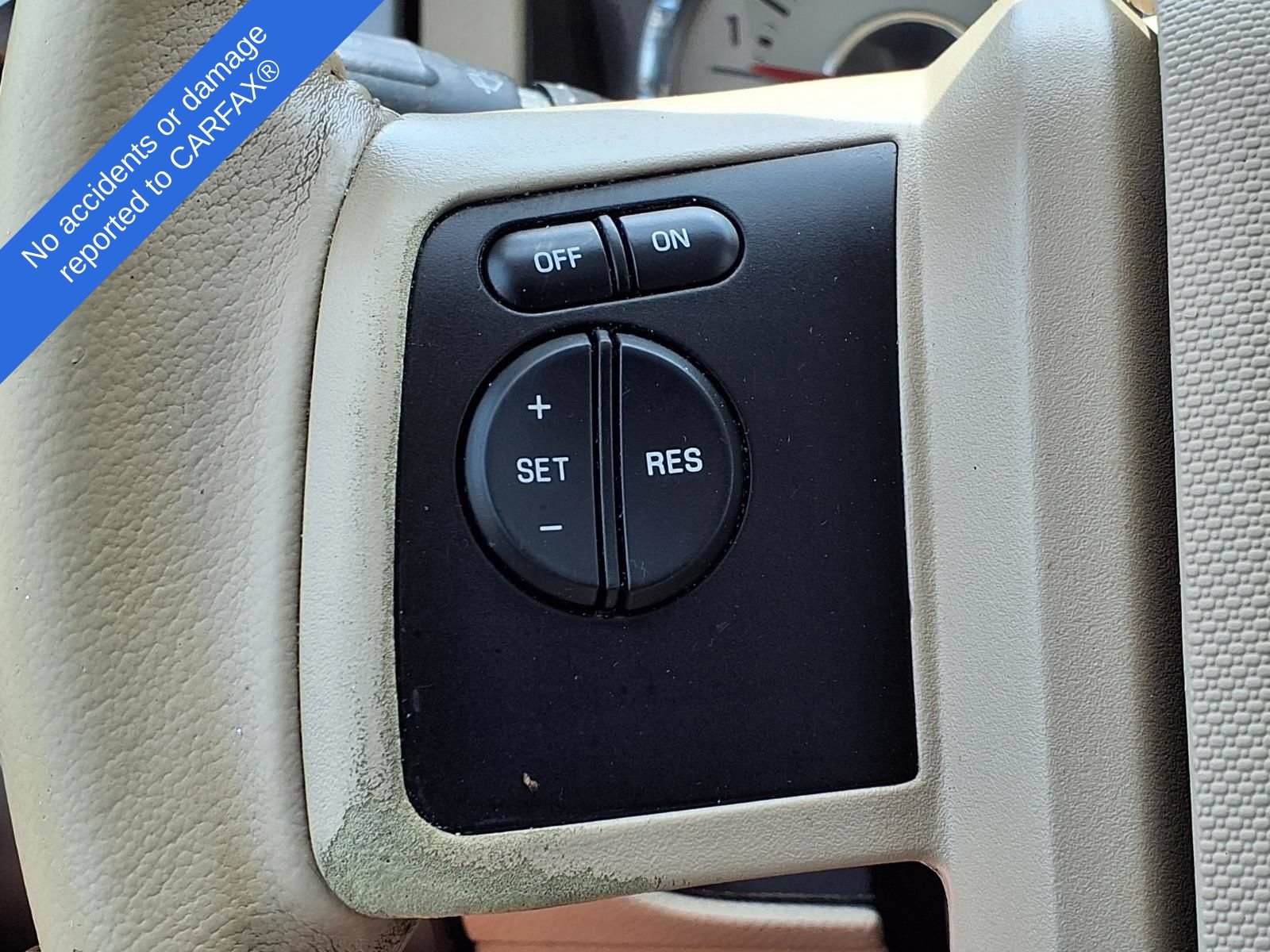 Used 2014 Ford Expedition XLT w/ Equipment Group 202A AWD/4WD image 26