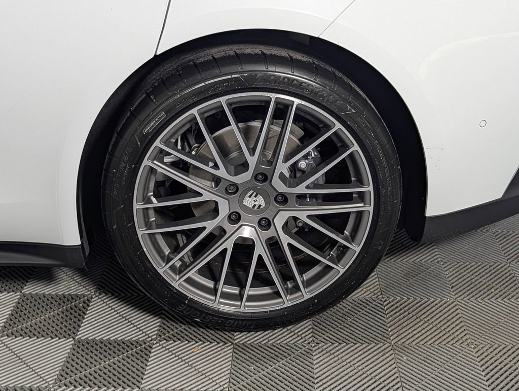 New 2026 Porsche Panamera RWD image 12