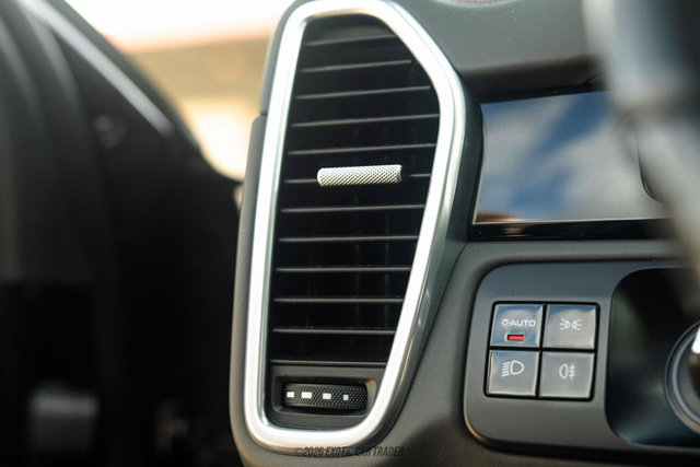 Used 2019 Porsche Cayenne Turbo image 41