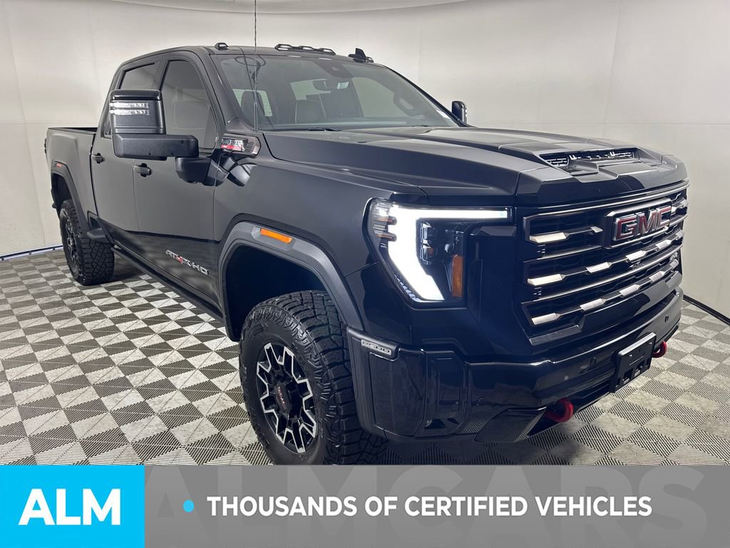 Used 2025 GMC Sierra 2500 AT4X image 3