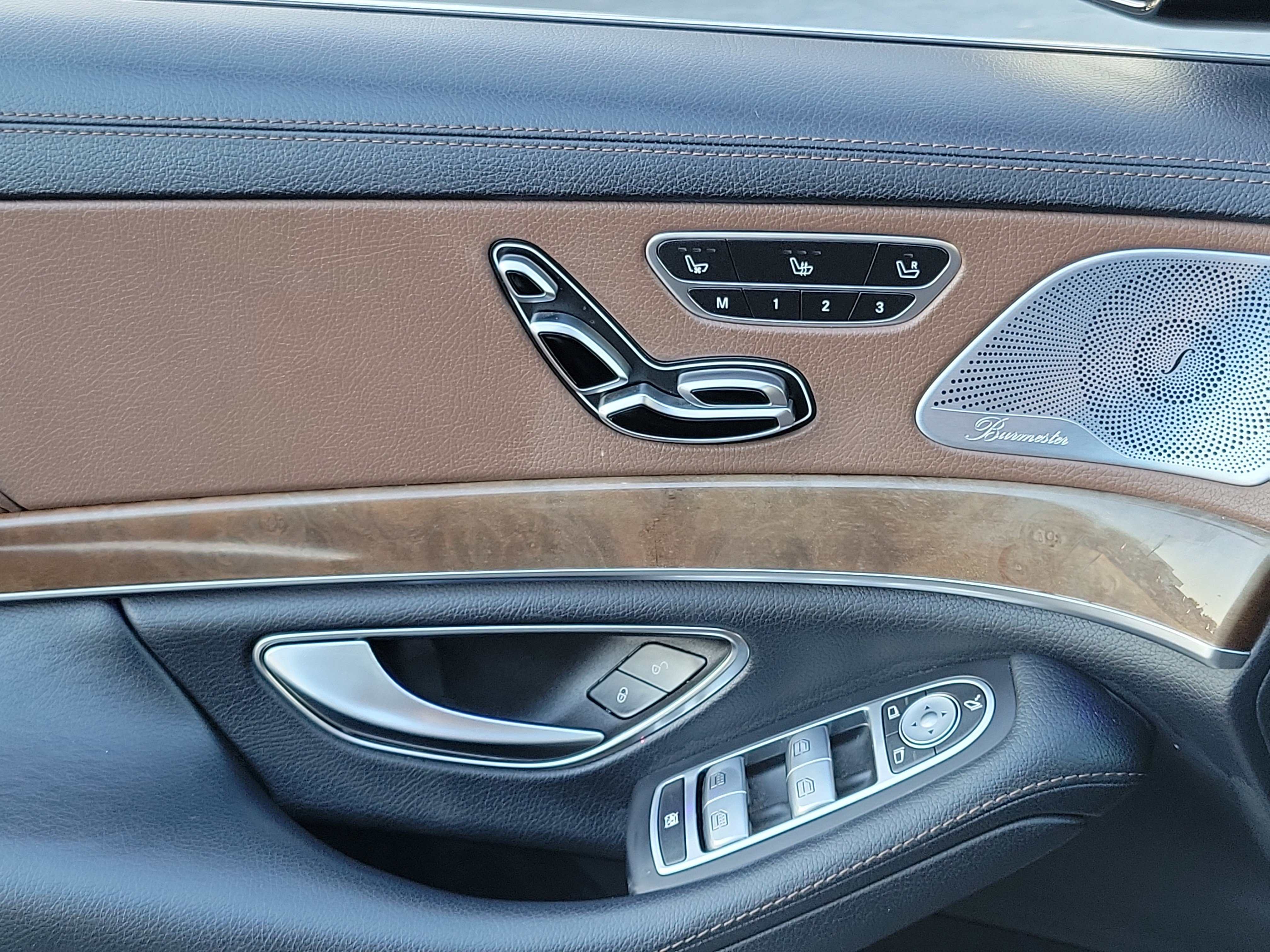 Used 2014 Mercedes-Benz S 550 Sedan image 17