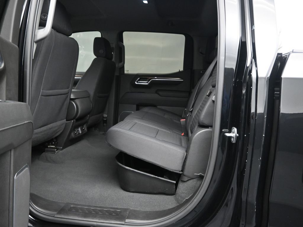 Used 2023 Chevrolet Silverado 1500 LT image 15