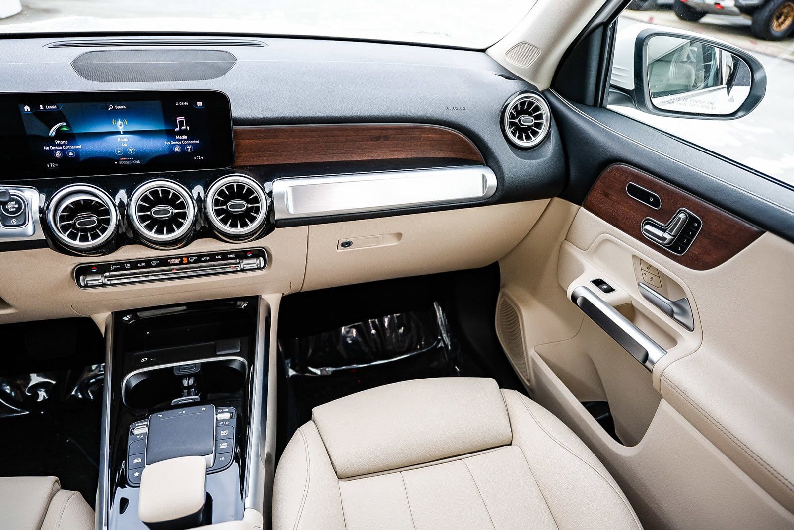 Certified 2022 Mercedes-Benz GLB 250 4MATIC image 15