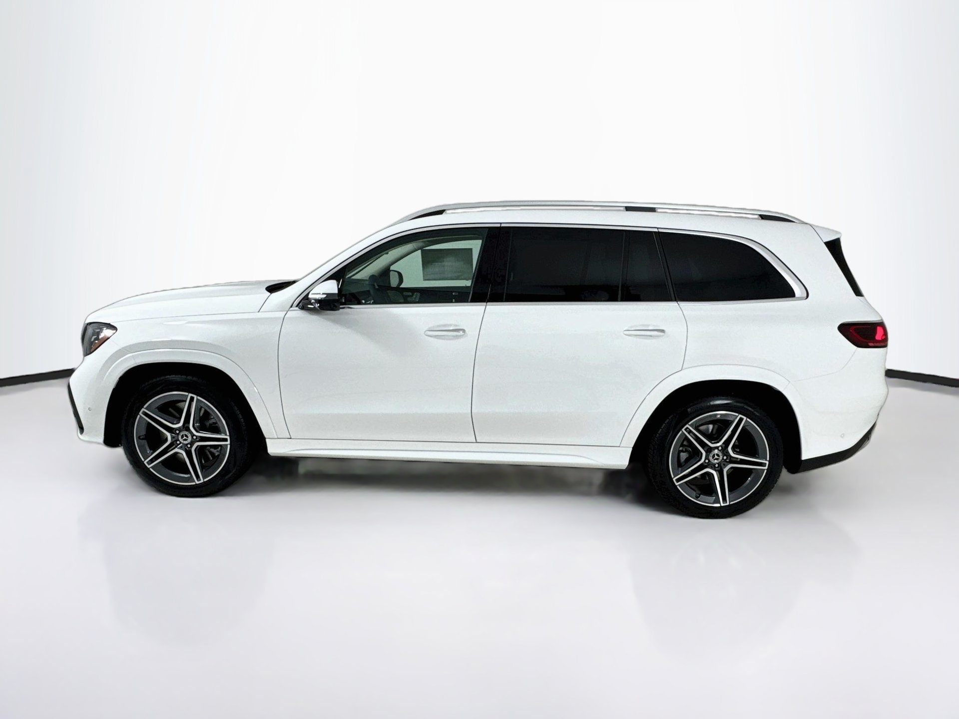 New 2027 Mercedes-Benz GLS 450 4MATIC image 5