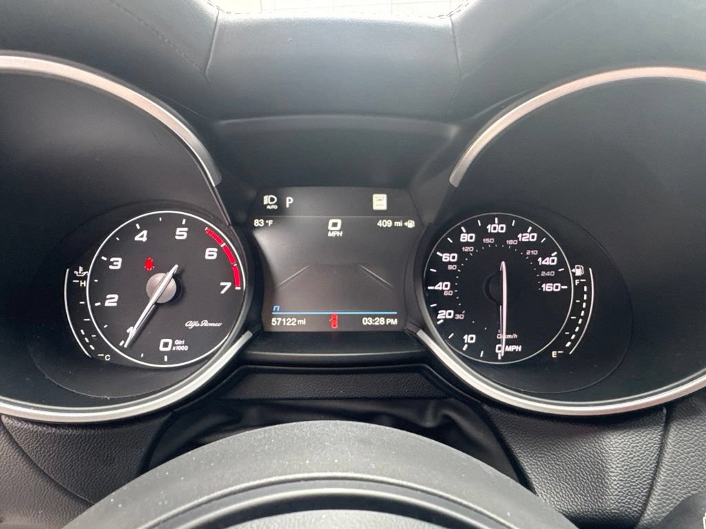 Used 2023 Alfa Romeo Stelvio Veloce AWD/4WD image 40