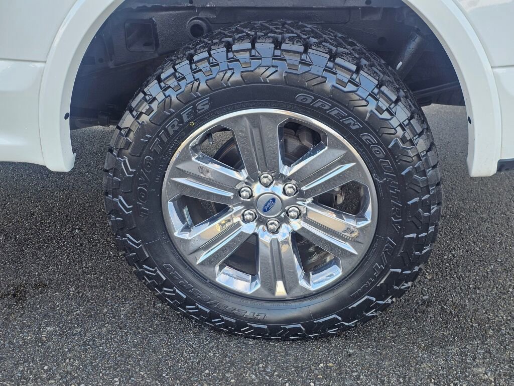 Used 2020 Ford F150 Lariat image 11