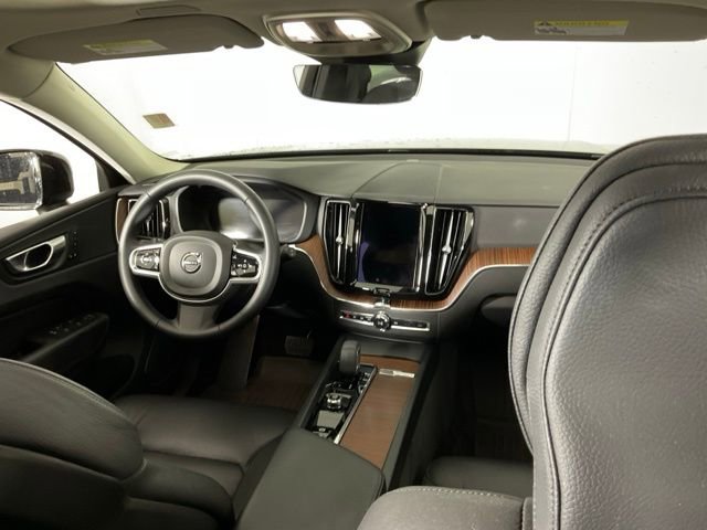 Certified 2023 Volvo XC60 B5 Plus w/ Climate Package image 13