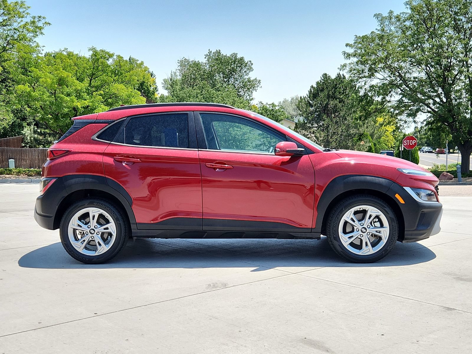 Used 2023 Hyundai Kona SEL w/ Cargo Package AWD/4WD image 6