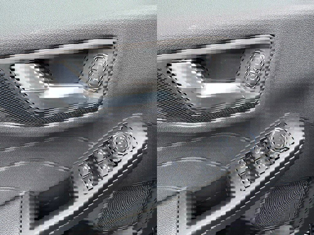 New 2025 Ford Escape ST-Line Select w/ Tech Pack #1 image 22