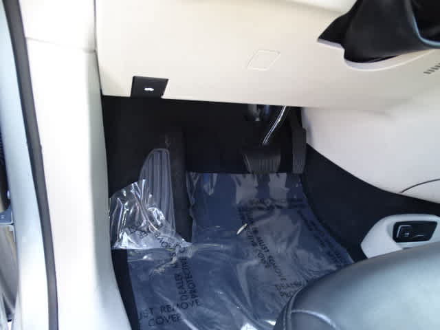 Used 2023 Chrysler Pacifica Touring-L FWD image 15