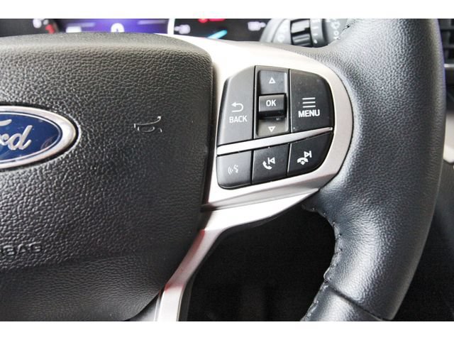 Used 2024 Ford Explorer XLT w/ Equipment Group 202A RWD image 20