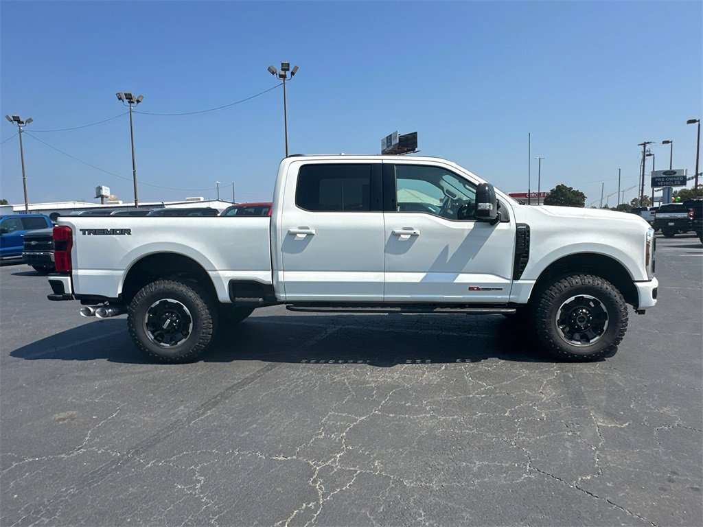 New 2025 Ford F350 4x4 Crew Cab Super Duty video 2