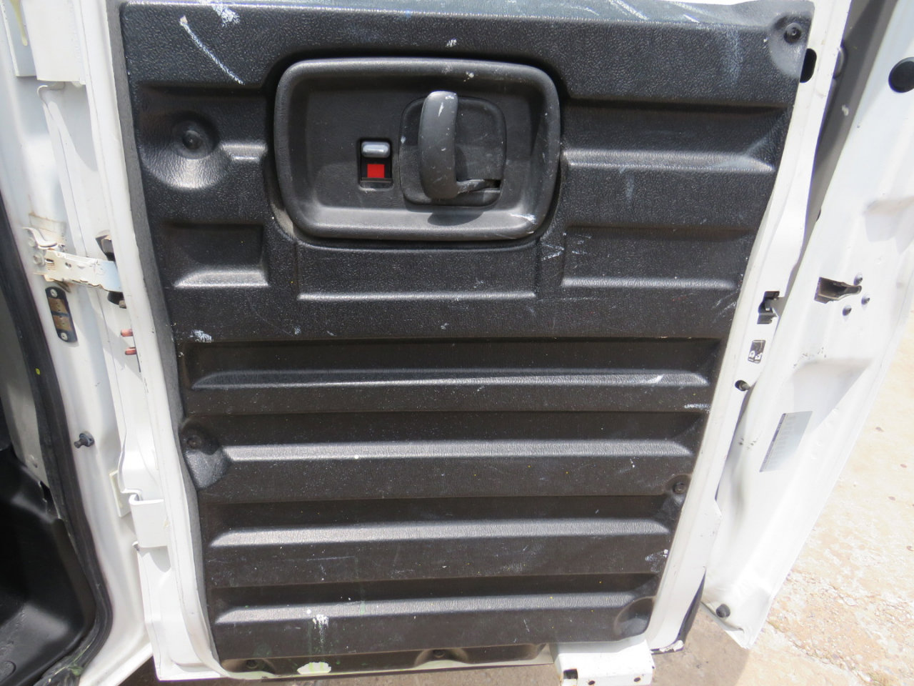 Used 2008 Chevrolet Express 1500 image 17