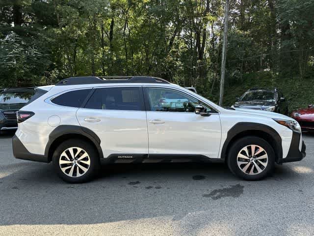 Certified 2024 Subaru Outback Premium AWD/4WD image 3