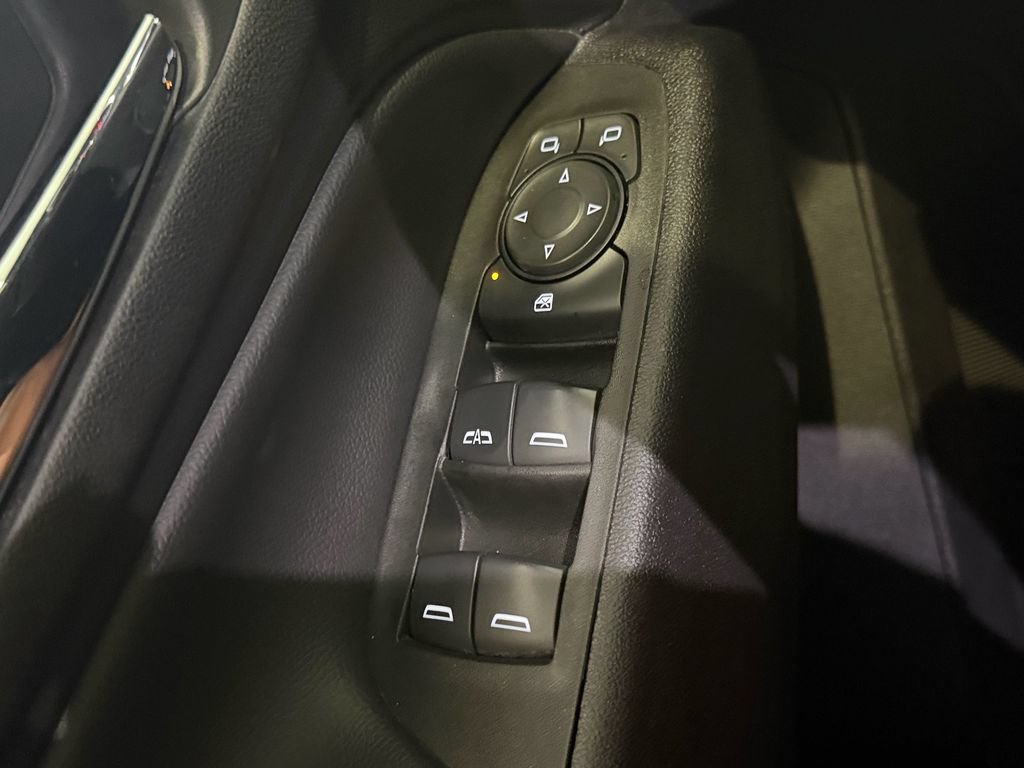 Certified 2022 Chevrolet Equinox LT FWD image 35