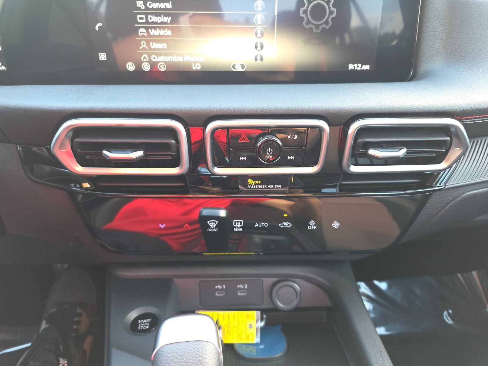 New 2027 Nissan Sentra SR w/ Floor Mat Package FWD image 24
