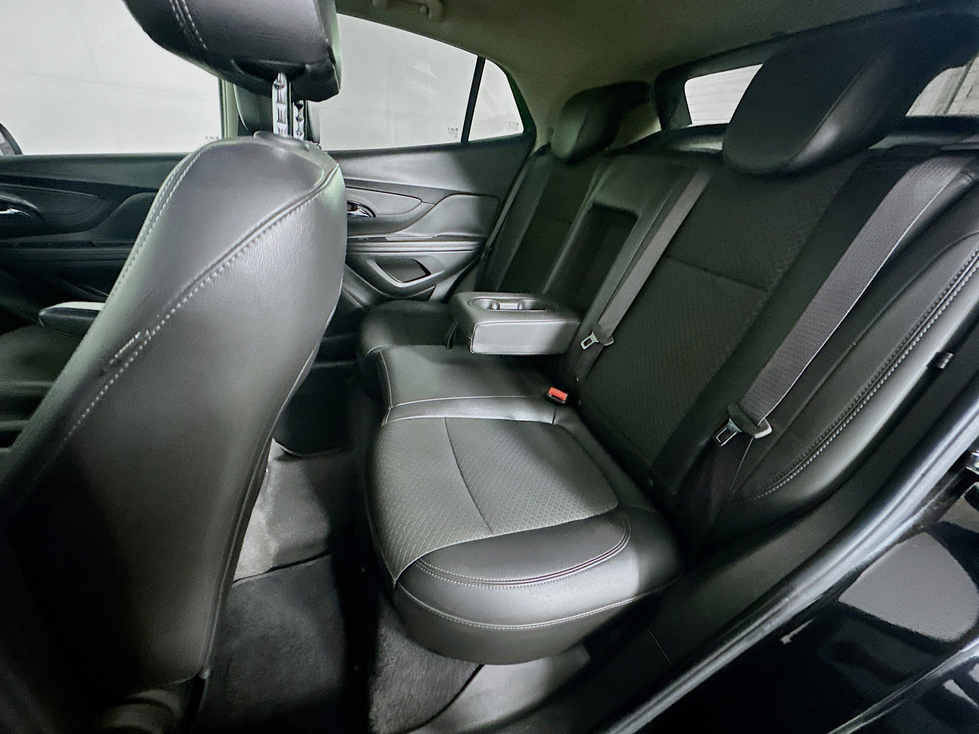 Used 2018 Buick Encore Preferred image 25