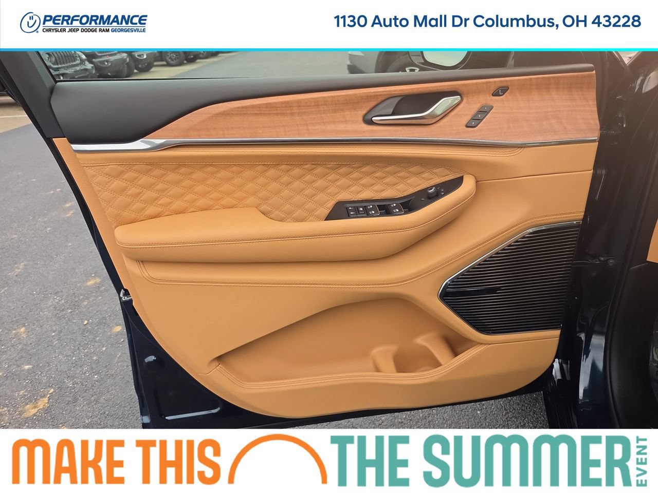 New 2026 Jeep Grand Cherokee L Summit w/ Obsidian Package AWD/4WD image 23